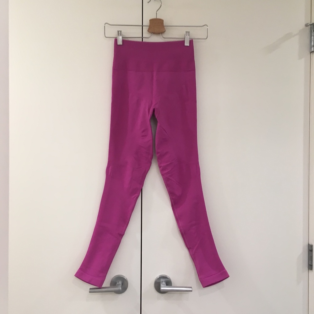 Lululemon leggings - size 6